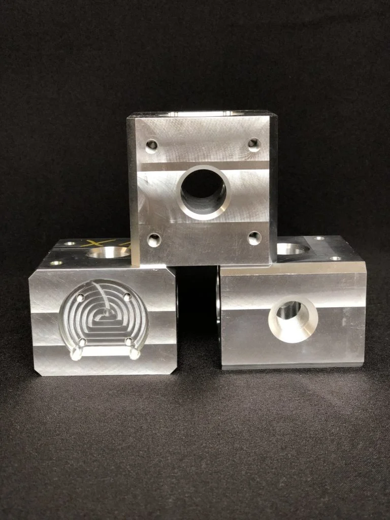 Blocuri metalice